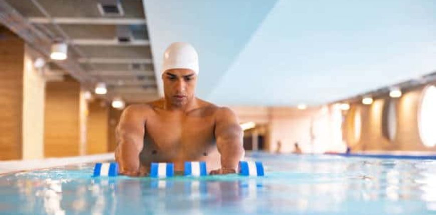 what muscle does swimming workout